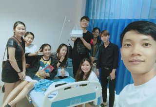 Thăm bệnh nhân viên - Nguyễn Thị Lan Nhi