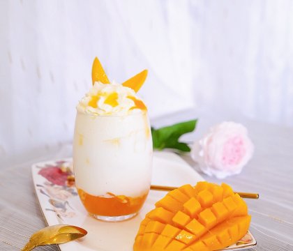 Golden Latte (Sữa tươi & xoài)