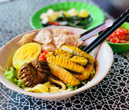 Mì Quảng cá thu
