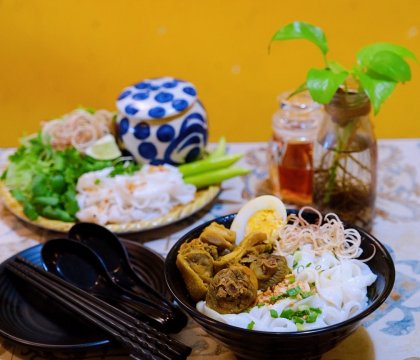 Mì Quảng gà