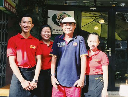Nghệ sỹ Nhân dân Việt Anh