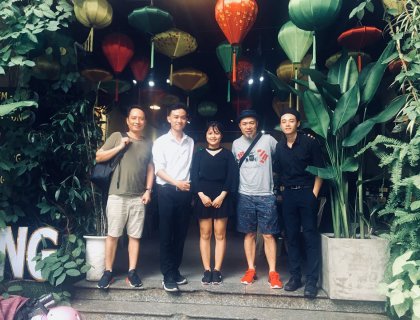 Nhạc sĩ Huy Tuấn và nhạc sĩ Anh Quân